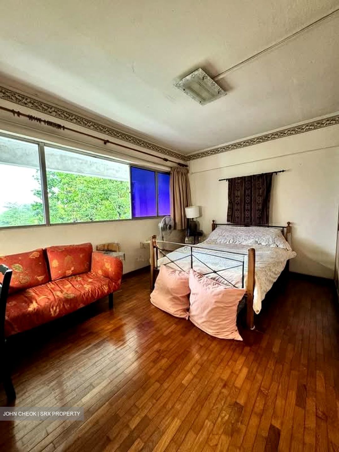 Blk 240 Lorong 1 Toa Payoh (Toa Payoh), HDB Executive #546176711